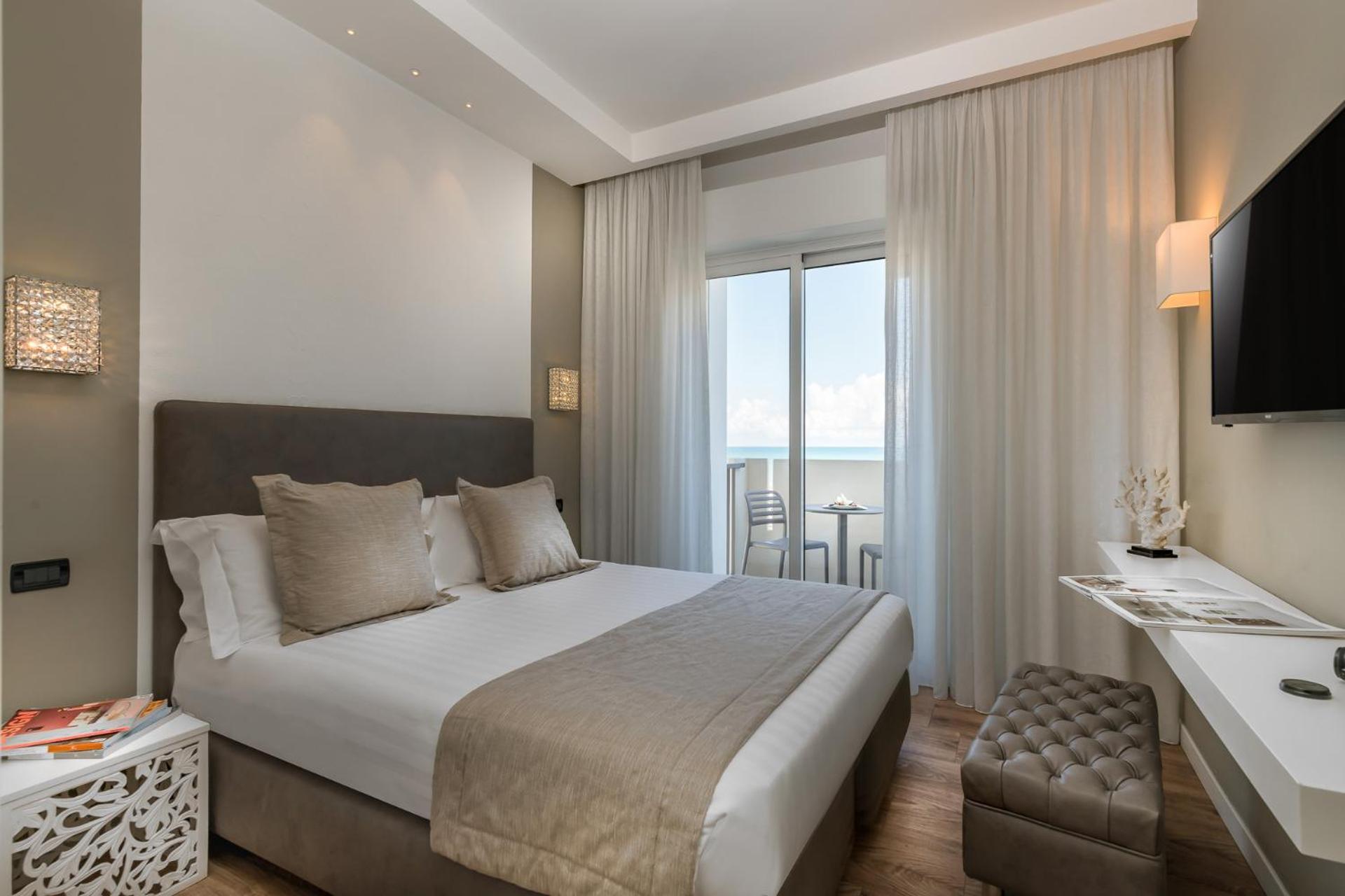 Litoraneo Suite Hotel Rimini Kültér fotó